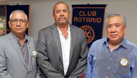 Exposición de libro junto con Club Rotario