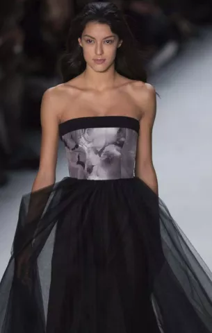 Lo más bonito de la moda en los desfiles del exterior