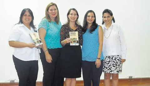 Manual de Fundación Amaneceres y  Senacyt