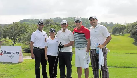 Banesco patrocina XVIII Torneo Anual de Golf Bancario
