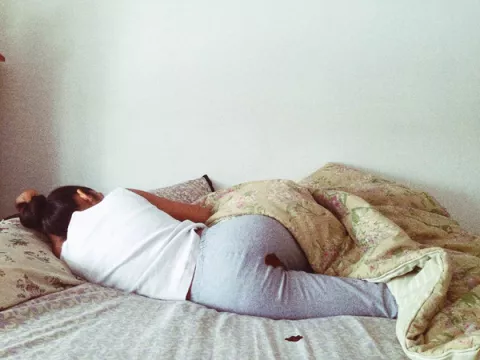 Foto de chica con menstruación desata polémica