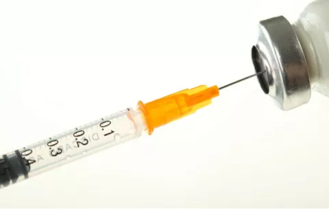 Vacuna de tétanos podría ayudar contra cáncer del cerebro