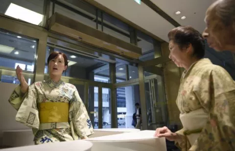 Un androide, la nueva recepcionista de unos grandes almacenes en Tokio