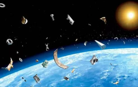 China crea un centro para controlar la basura espacial