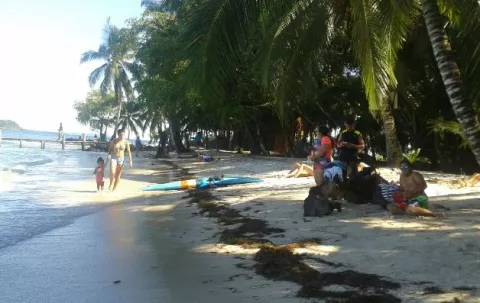 Isla Colón, una aventura en el  archipiélago de B. del Toro 