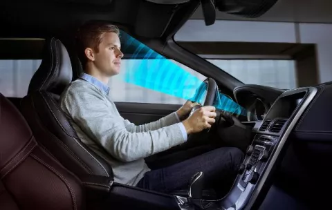 Las nuevas tecnologías abruman a conductores de todas partes del mundo 