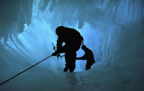 Alertan de la pérdida descontrolada de hielo en la Antártida