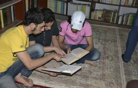Una biblioteca subterránea a prueba de bombas en Siria