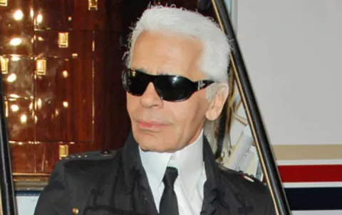 El Consejo de Moda Británico galardona 50 años del trabajo de Lagerfeld