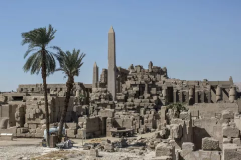 Ladrones descubren por accidente cámara grecorromana en Egipto