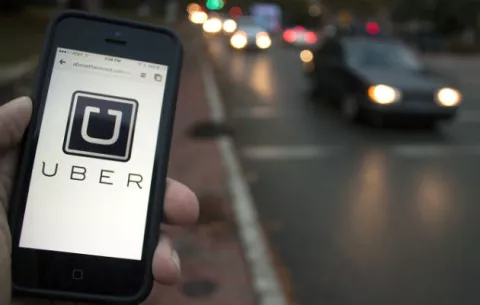 La plataforma Uber  con más de  14,000 usuarios al debutar en Uruguay