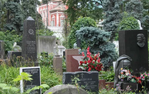 Tres históricos cementerios moscovitas tendrán "wifi" gratuito en 2016