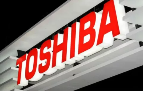 Toshiba pide un nuevo crédito de $2,500 millones tras el fraude contable