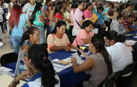 Jóvenes panameños ven en la formación técnica alternativas de superación