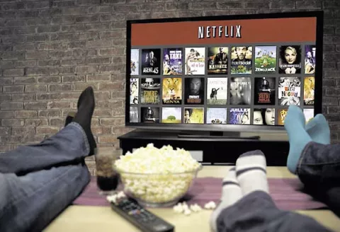 Más de 42 mil millones de horas de películas vieron los usuarios de Netflix 