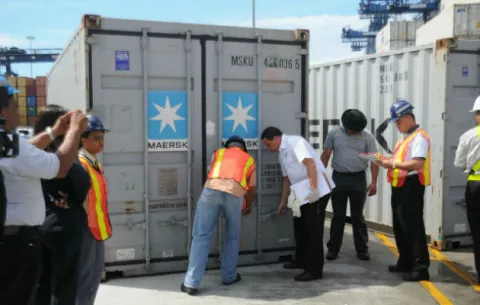 Autoridades aduaneras celebran su día fijando su norte en la tecnología