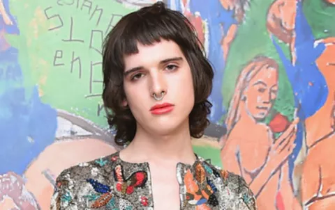 Gucci eligió a su primera modelo transgénero para desfilar en la Semana de la Moda