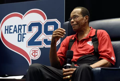 Carew: 'saben que no se llora en el béisbol' 