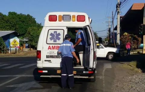 Muere adulto mayor al ser atropellado por bicicleta en San José de David