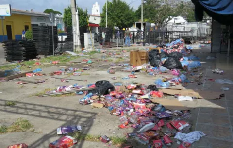 Penonomeños molestos por gran cantidad de basura del Carnaval