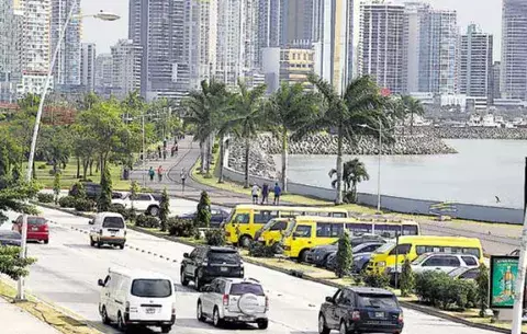 Buhoneros en la Cinta Costera solo pueden ser panameños