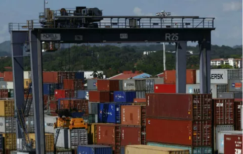 Decrece movimiento de contenedores en  puertos nacionales 