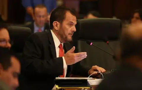 Contralor advierte sobre uso de vehículos oficiales en carnavales