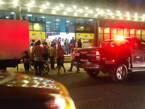 Lo dejaron en cueros por meter cheques falsos en Changuinola