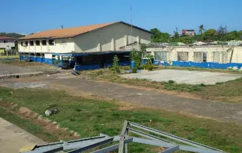 Estudiantes de escuela en Soná no tienen dónde recibir clases 
