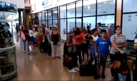 Inicia el éxodo hacia el interior del país