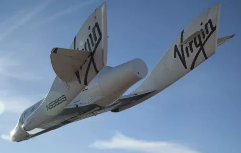 El sueño de enviar turistas a la frontera del espacio sigue vivo