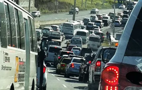 Inversión de carriles facilitará retorno de unos 40 mil vehículos