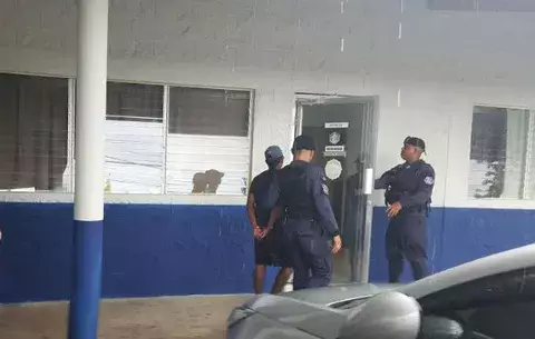 Capturan a presunto homicida y pandillero en La Playita de Bique en Arraiján