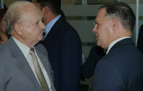 Independientes reiteran su repudio al paquete de reformas