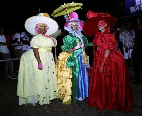  Comienzan los festejos del Carnaval de Trinidad y Tobago, en Puerto de España