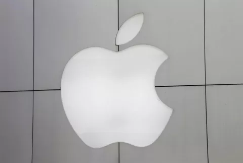 El Gobierno de Estados Unidos flaquea en su pulso con Apple