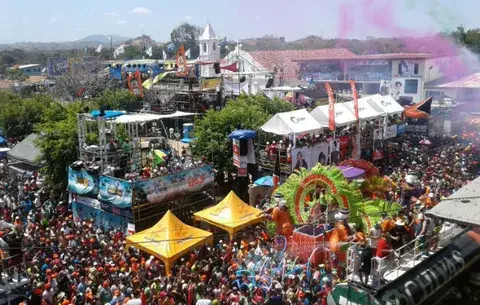 Continúa polémica por el Carnaval tableño