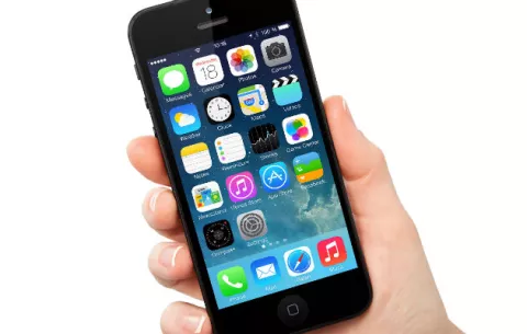 Vende a su hija de 18 días de nacida para comprarse un iPhone
