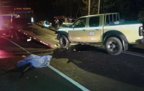 En Colón, choca su taxi con otro auto y muere