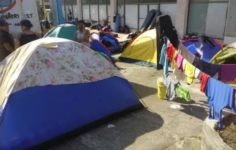 Cubanos desesperados; amenazan con protestas 