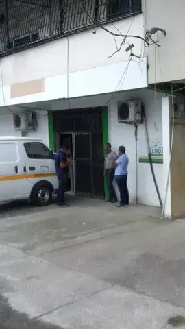 Rompen pared en edificio del IMA para robar en Bocas del Toro