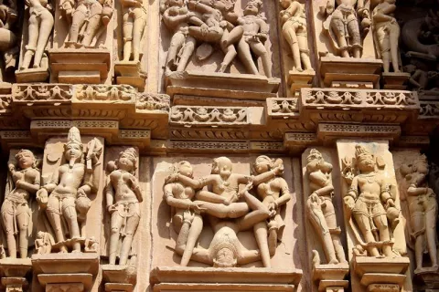 Kamasutra, milenarias reglas del amor convertidas en recuerdo para turistas