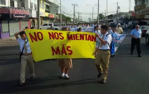 Tercer día de protesta en el IPT de Veraguas
