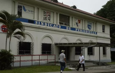 Audiencia por pinchazos telefonico será a puerta cerrada 