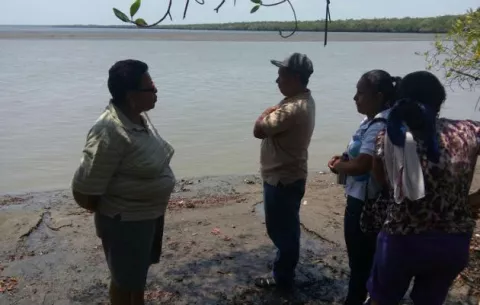 Rescatan con vida a desaparecidos en playa El Salado de Aguadulce