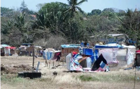 Dan plazo a precaristas en Santiago, para desalojar área inundable