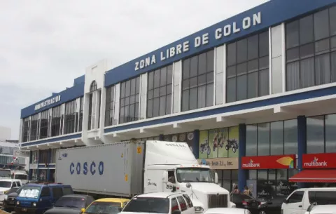 Empresarios de la ZLC se reúnen con autoridades, aún no hay acuerdo