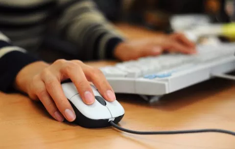  Amnesia digital: la grave consecuencia de buscar las respuestas en internet 