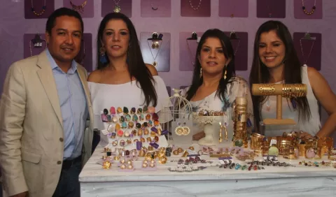 Apertura de 'boutique' Lina Echeverry