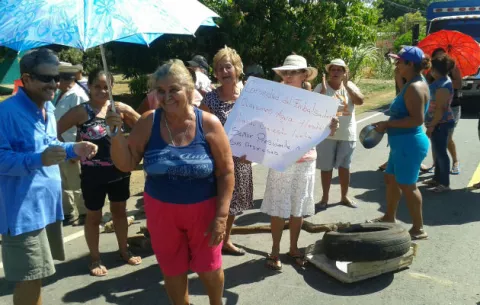 Exigen agua en El Embalsadero